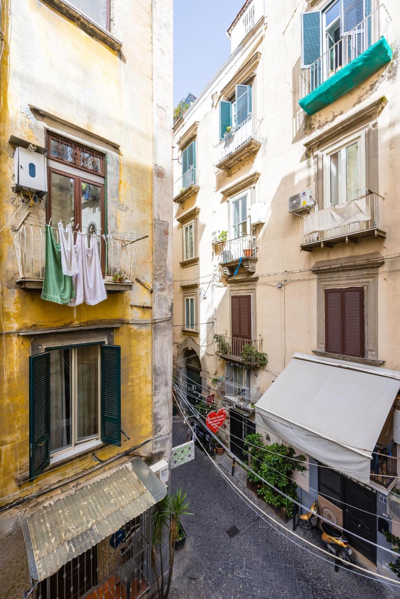 Leticia'S Apartment By Wonderful Italy Νάπολη Εξωτερικό φωτογραφία